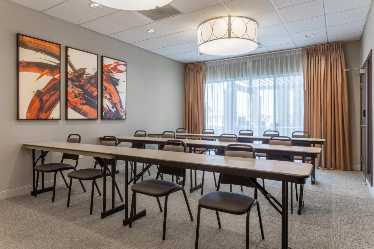 Candlewood Suites Fargo South-Medical Center By Ihg Exterior photo